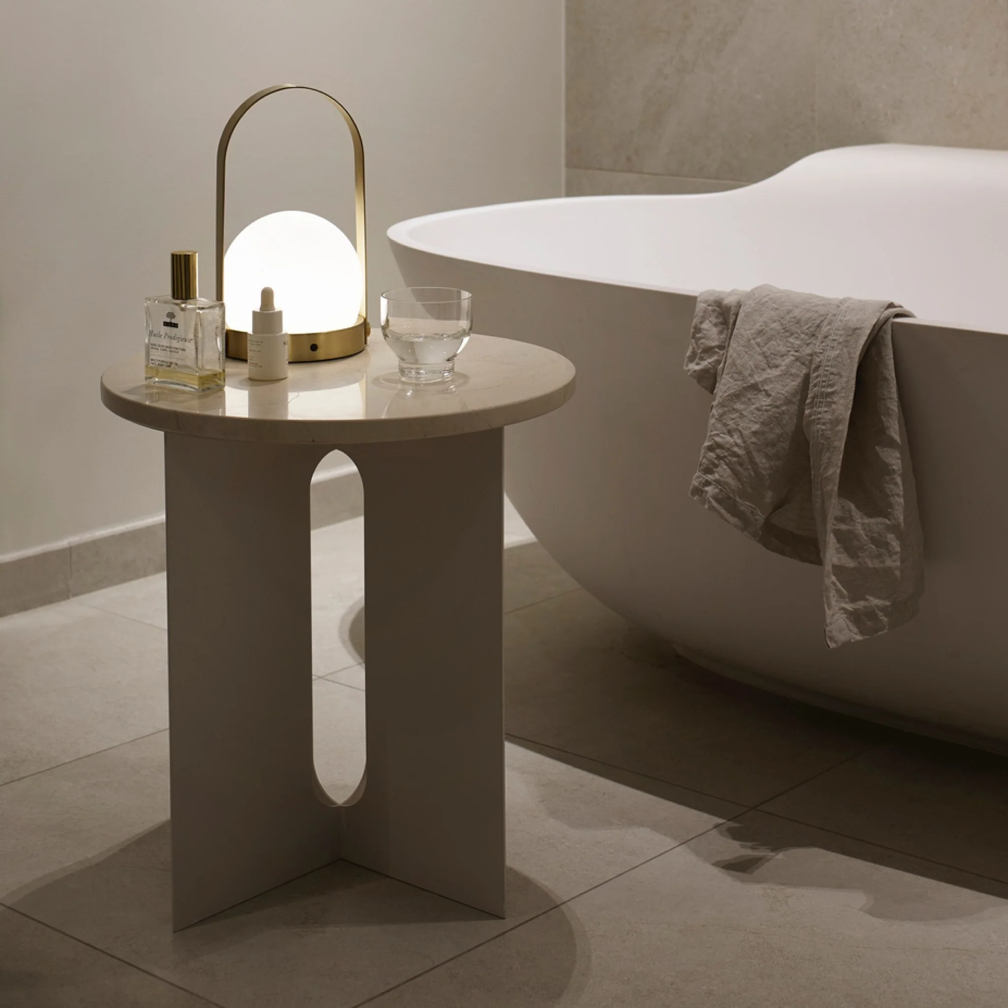 Androgyne Side Table Ø40 by Danielle Siggerud - Image 7