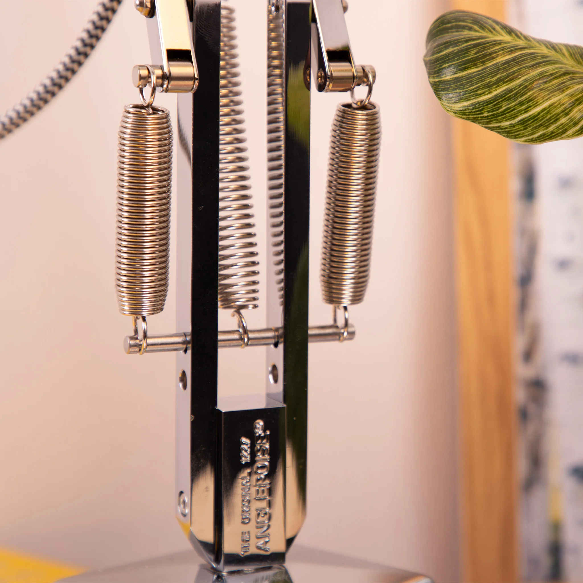 Original 1227™ Desk Lamp by George Carwardine - Image 4