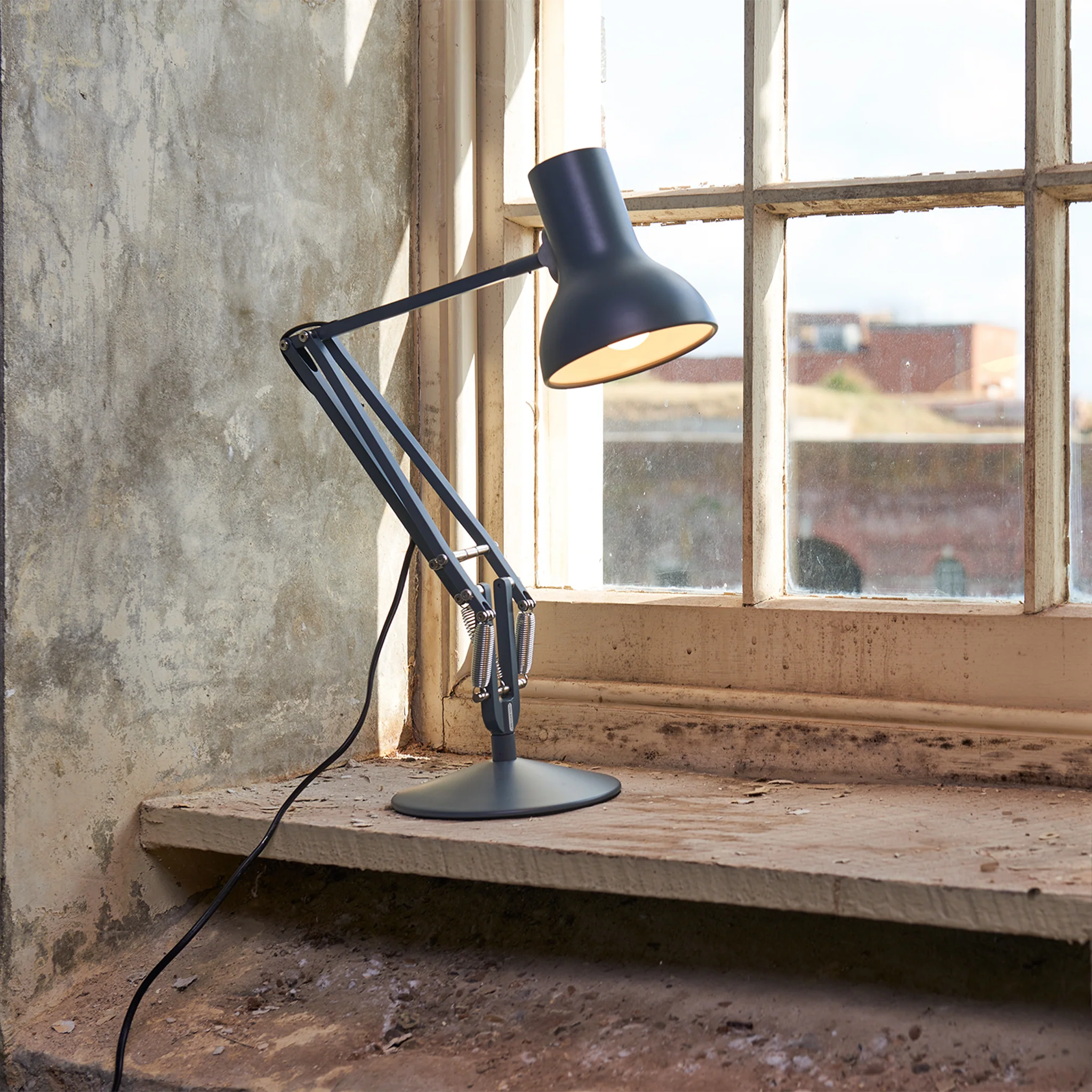 Type 75™ Mini Desk Lamp by Kenneth Grange - Image 4