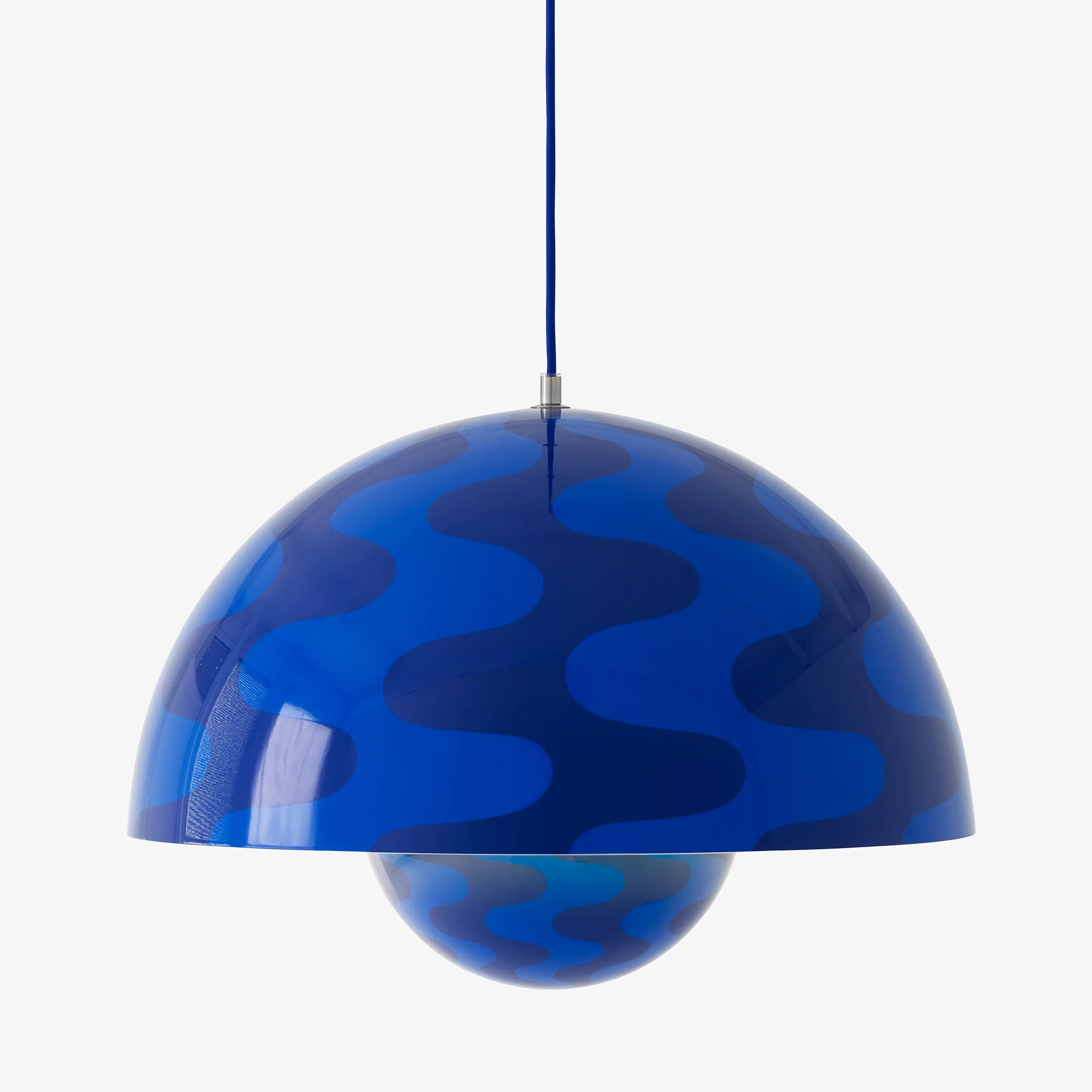 Extra Large Flowerpot Pendant VP2 by &Tradition - Image 11