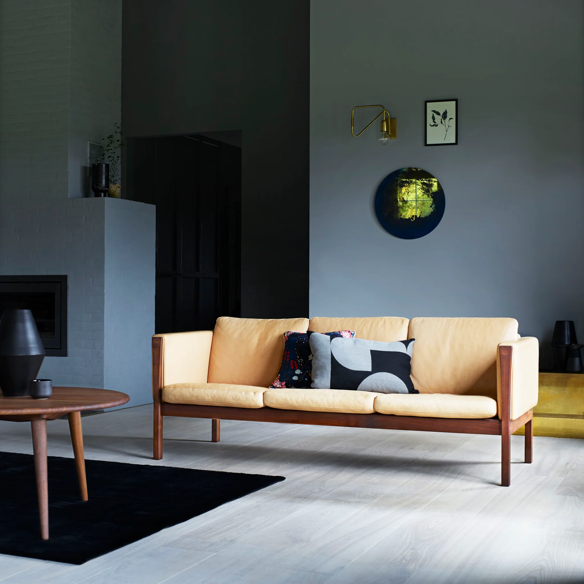 CH163 Sofa by Carl Hansen & Søn - Image 5