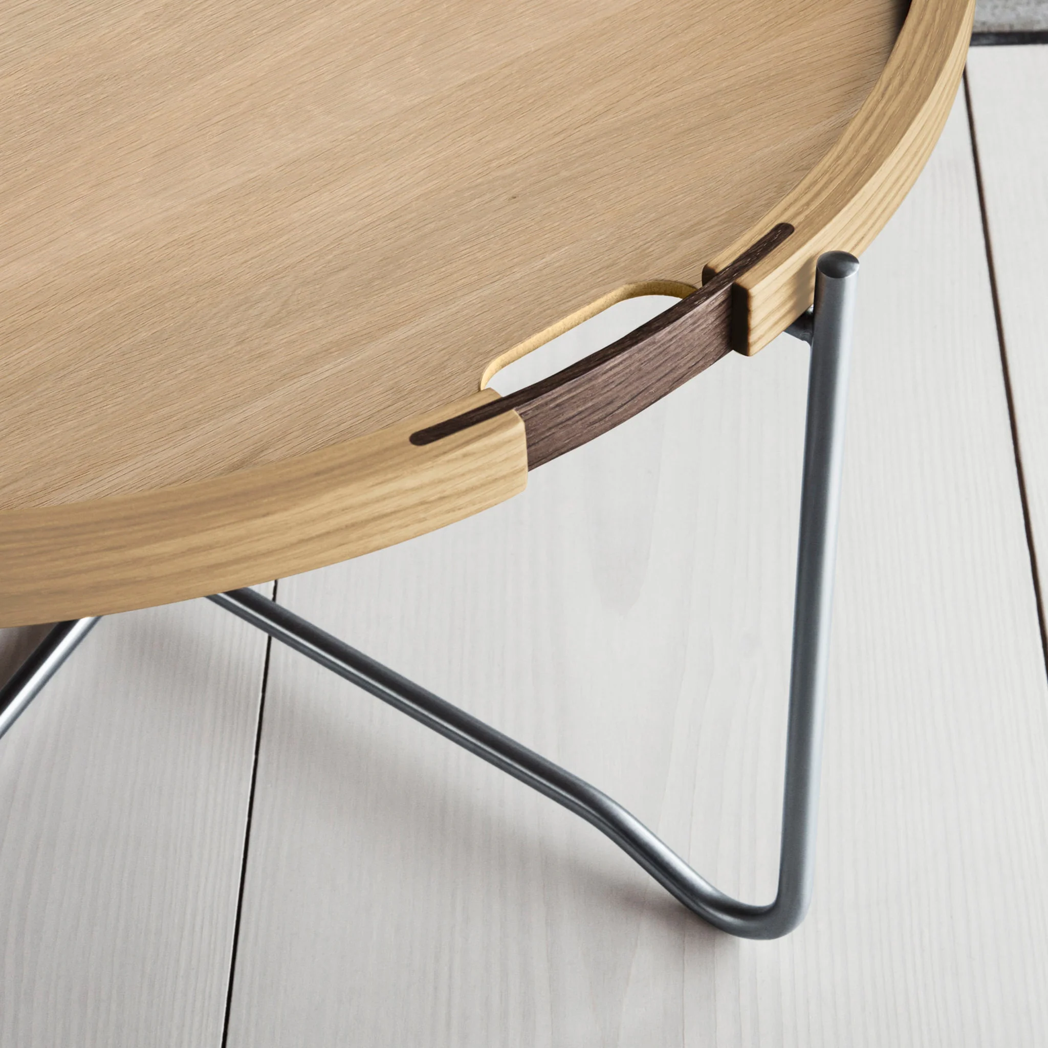 CH417 Tray Table by Carl Hansen & Søn - Image 6