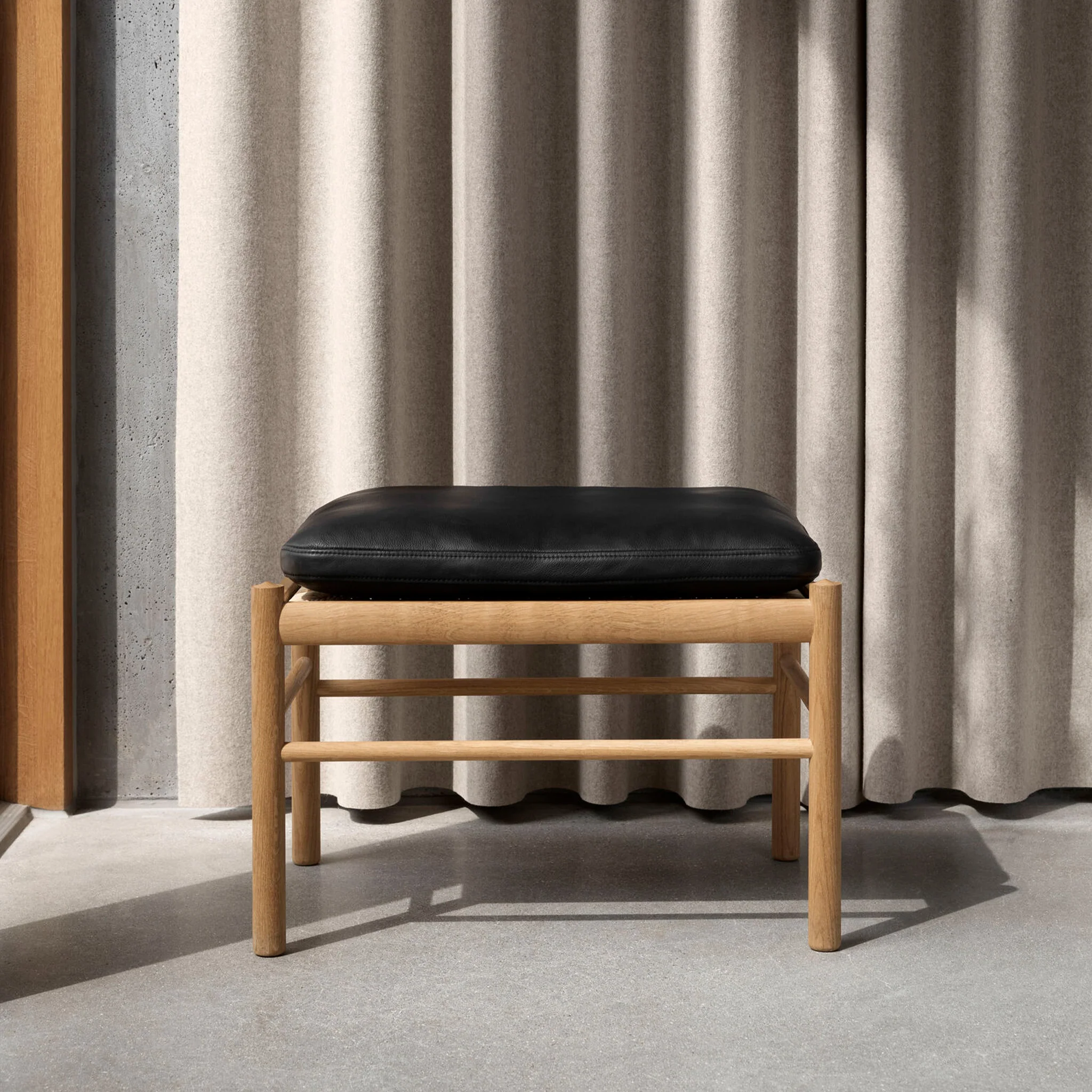 OW149F Colonial Footstool by Carl Hansen & Søn - Image 5