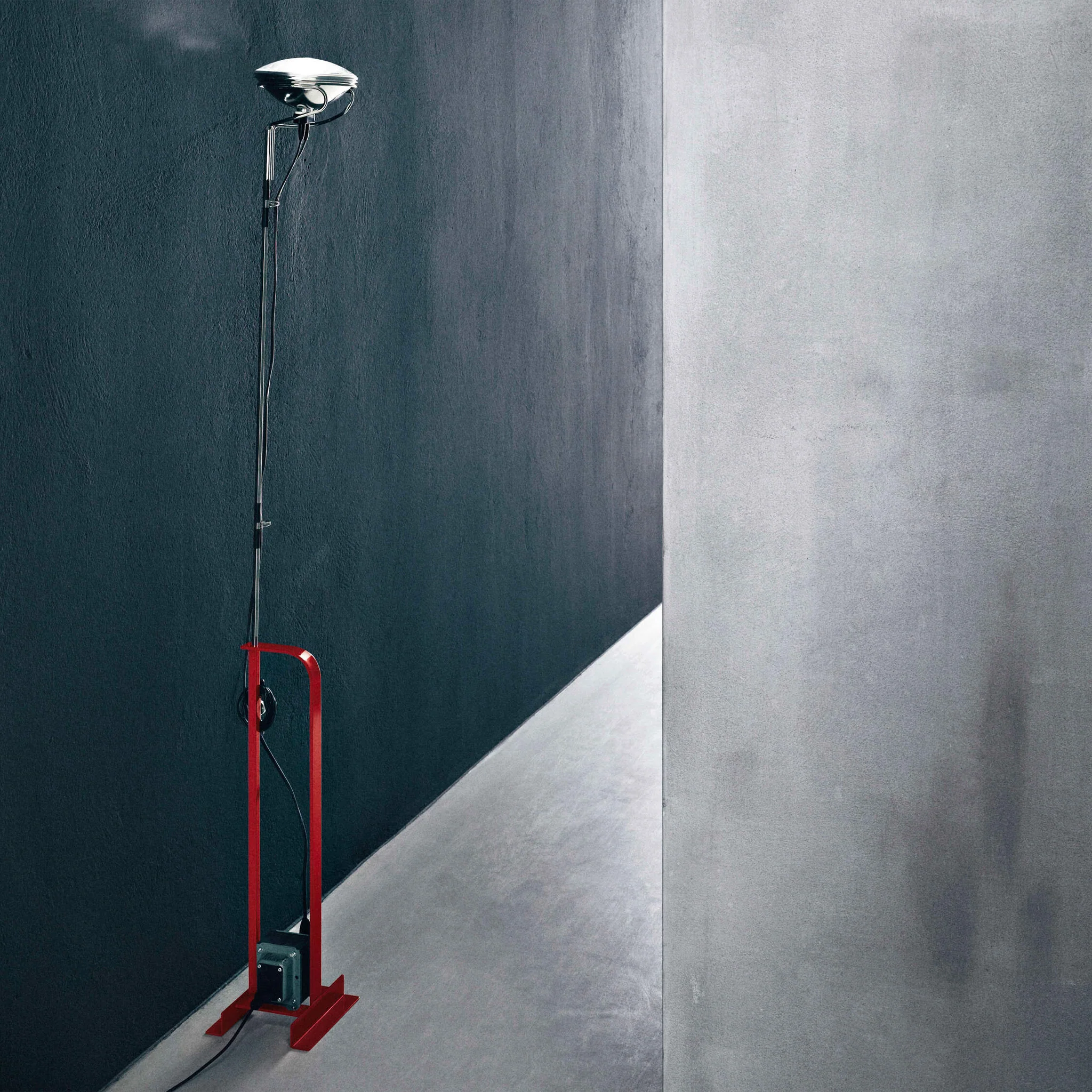 Toio by Achille and Pier Giacomo Castiglioni for Flos - Image 5