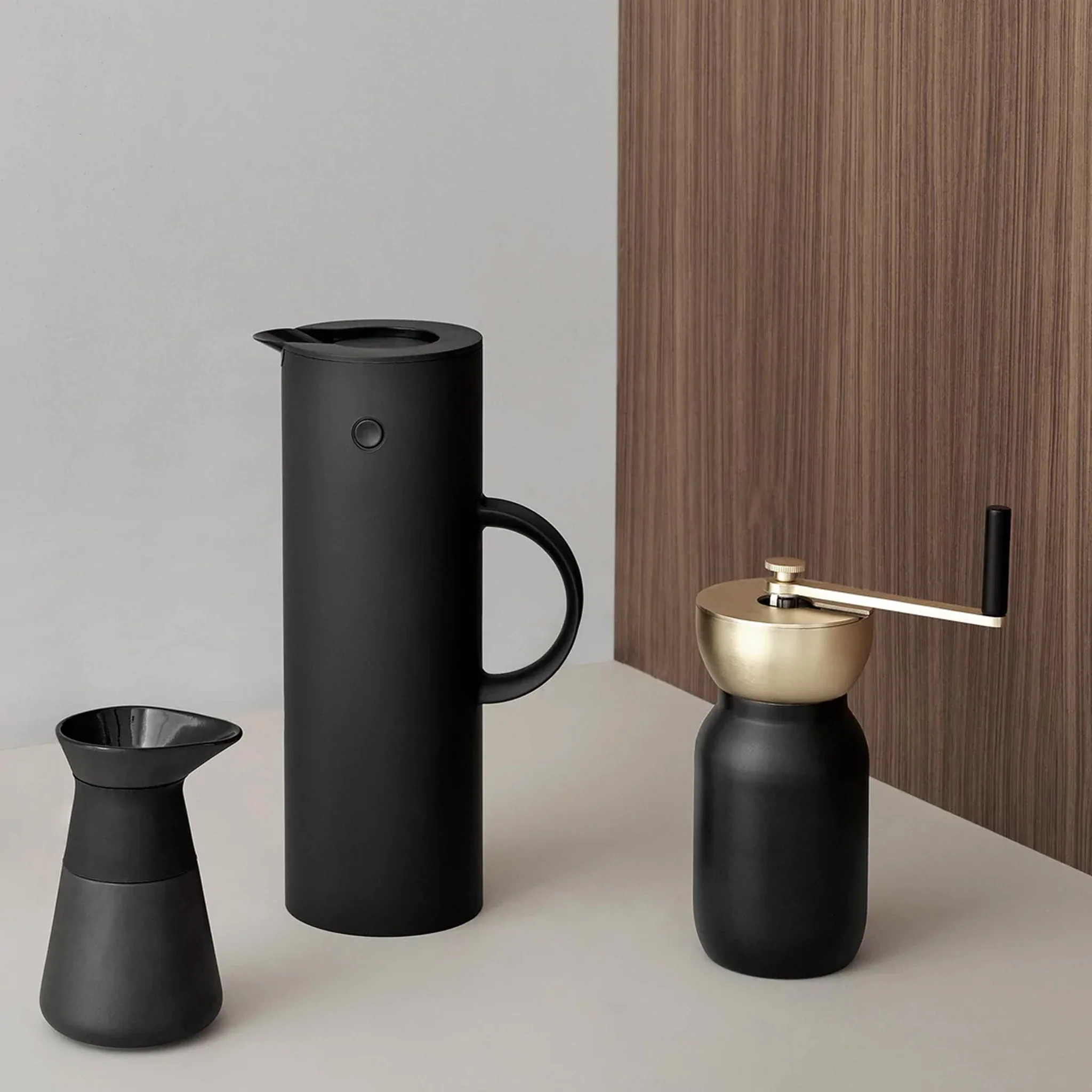 EM77 Vacuum Jug 1 Ltr by Stelton - Image 9